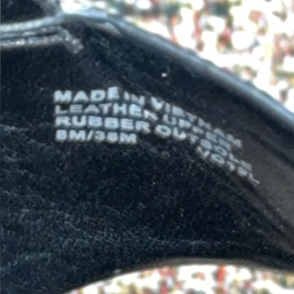 MICHAEL KORS WOMEN’S SIZE 8 BLACK WEDGE SANDAL SHOE LEATHER/ADJUSTABLE